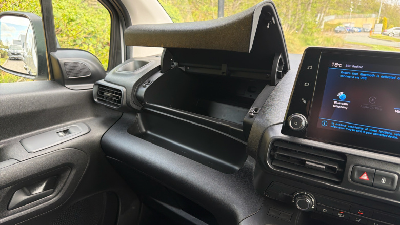 Peugeot Partner Long Diesel 950 1.5 BlueHDi 100 Professional Premium + Van